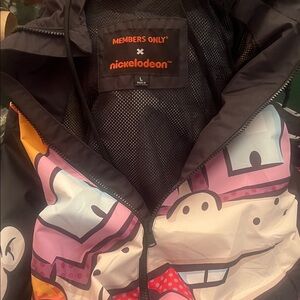 SUNDAY SPECIAL 
Members Only Nickelodeon Rain Hoodie